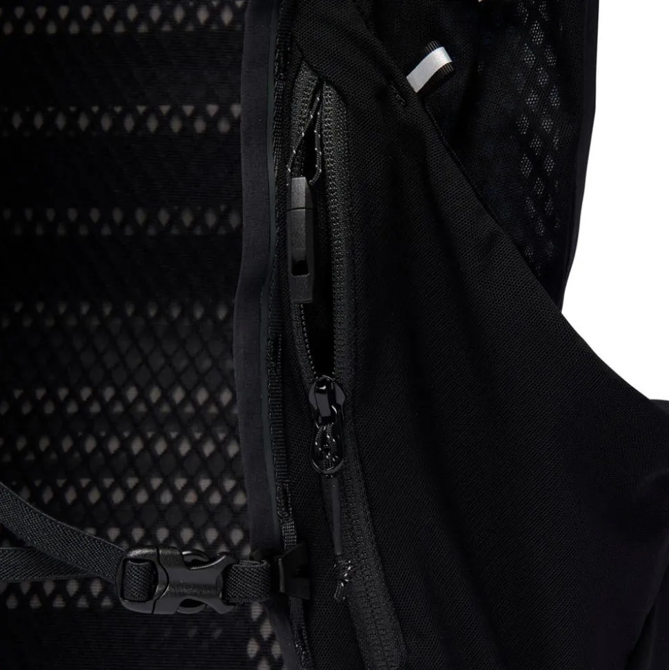 Sac à dos Black Diamond Distance 15 Pack Ultra Blue